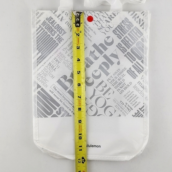 Lululemon Carryall Tote Inspirational Quotes White  Grey - Picture 9 of 9